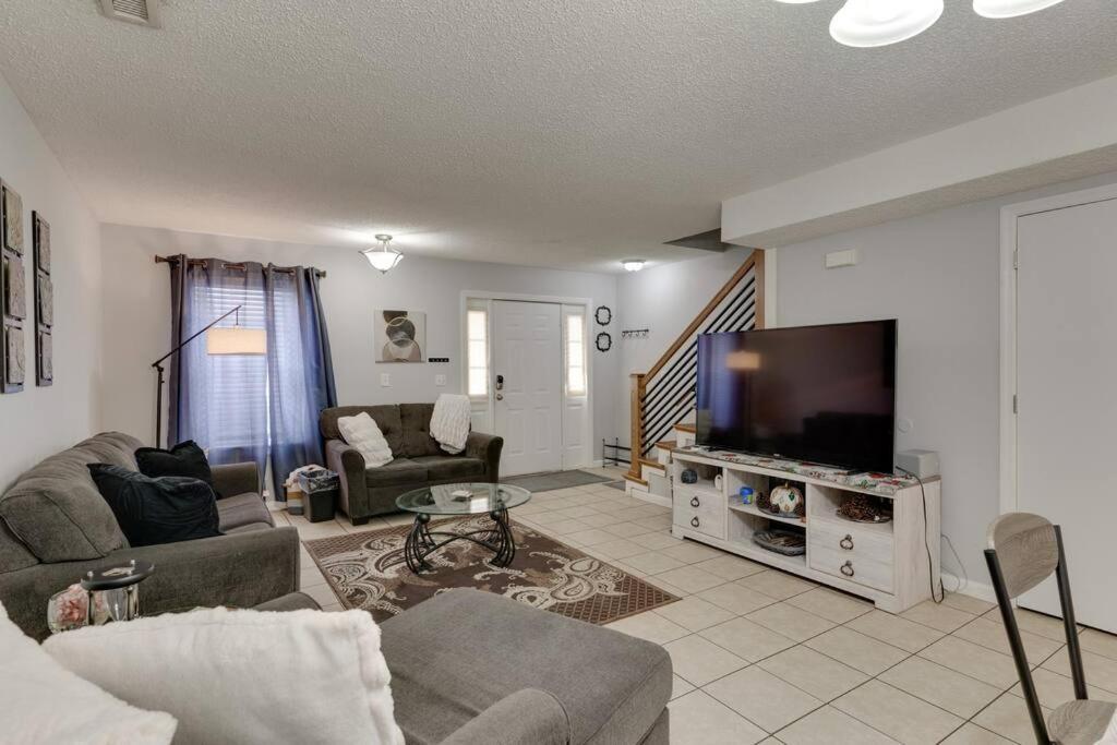 Lovely 2 Bdr Condo With Balcony 2M To Broadway Nashville Extérieur photo