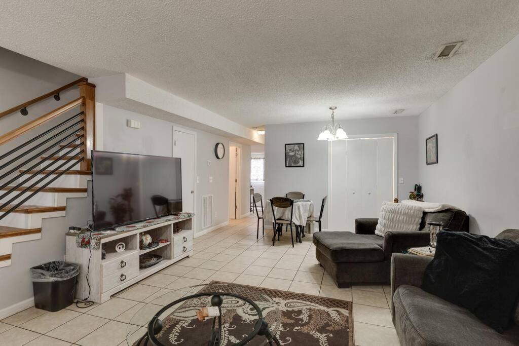 Lovely 2 Bdr Condo With Balcony 2M To Broadway Nashville Extérieur photo